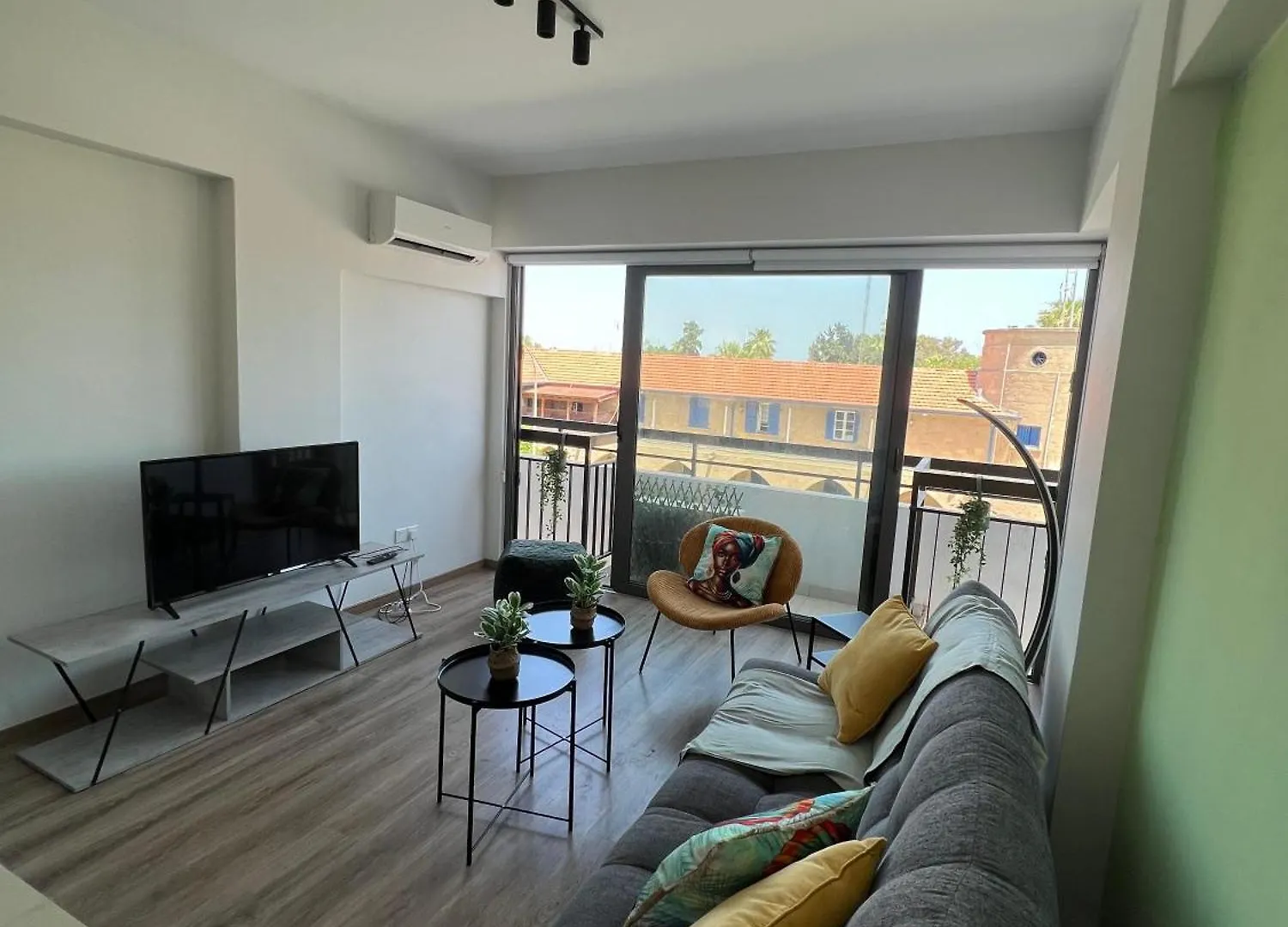 Контакты Azul Sea View